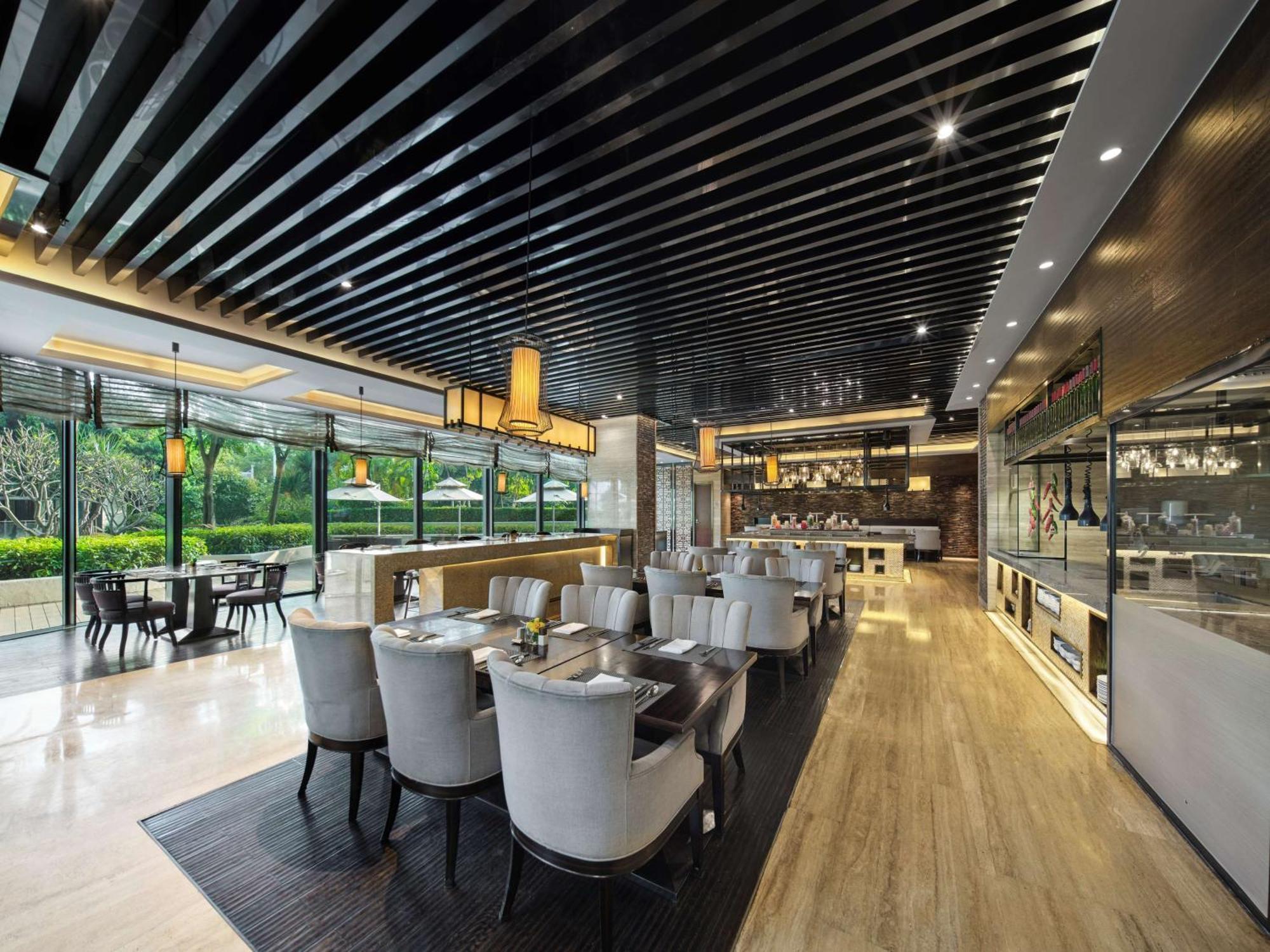 Hilton Shenzhen Shekou Nanhai Экстерьер фото